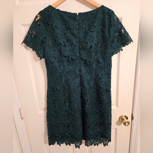 Ann Taylor Green Lace Midi Dress V Neck Size 12 - Picture 4 of 6